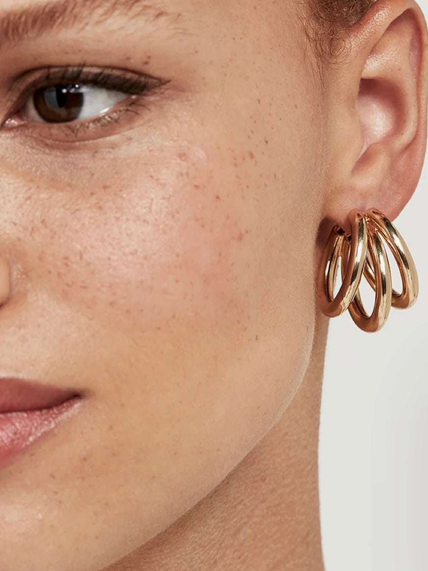 Alicia Earrings Gold