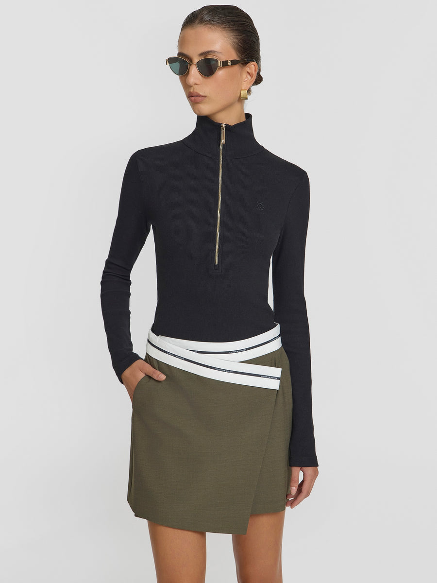 V&W Rib Turtleneck - Black