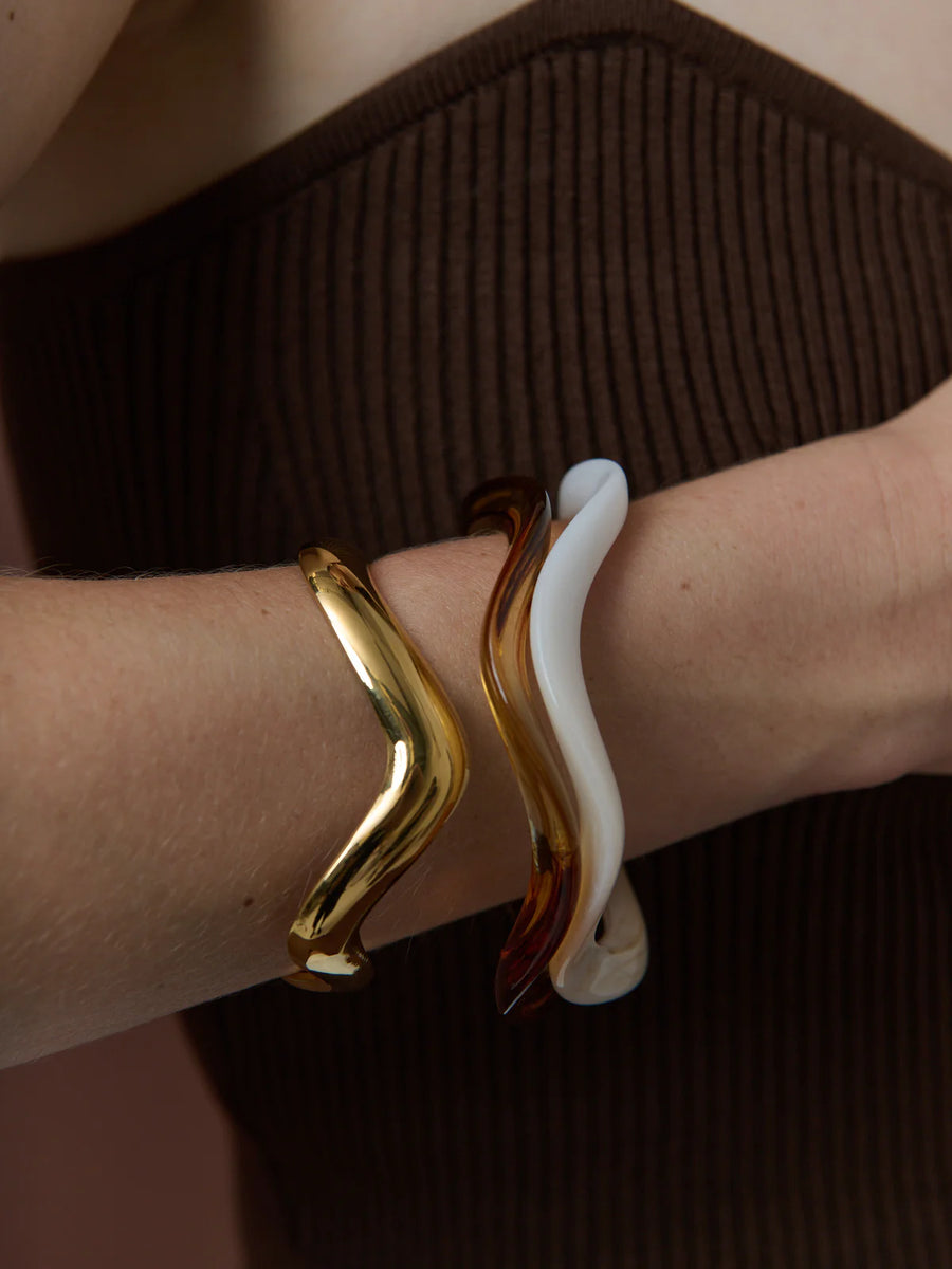 Wavy Slim Bangle - Gold